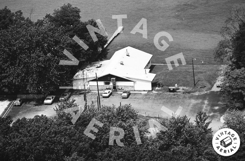 Fishers Lake (Fisher Lake, Fishers Lake) - Fisher Lake Inn 1975 (newer photo)